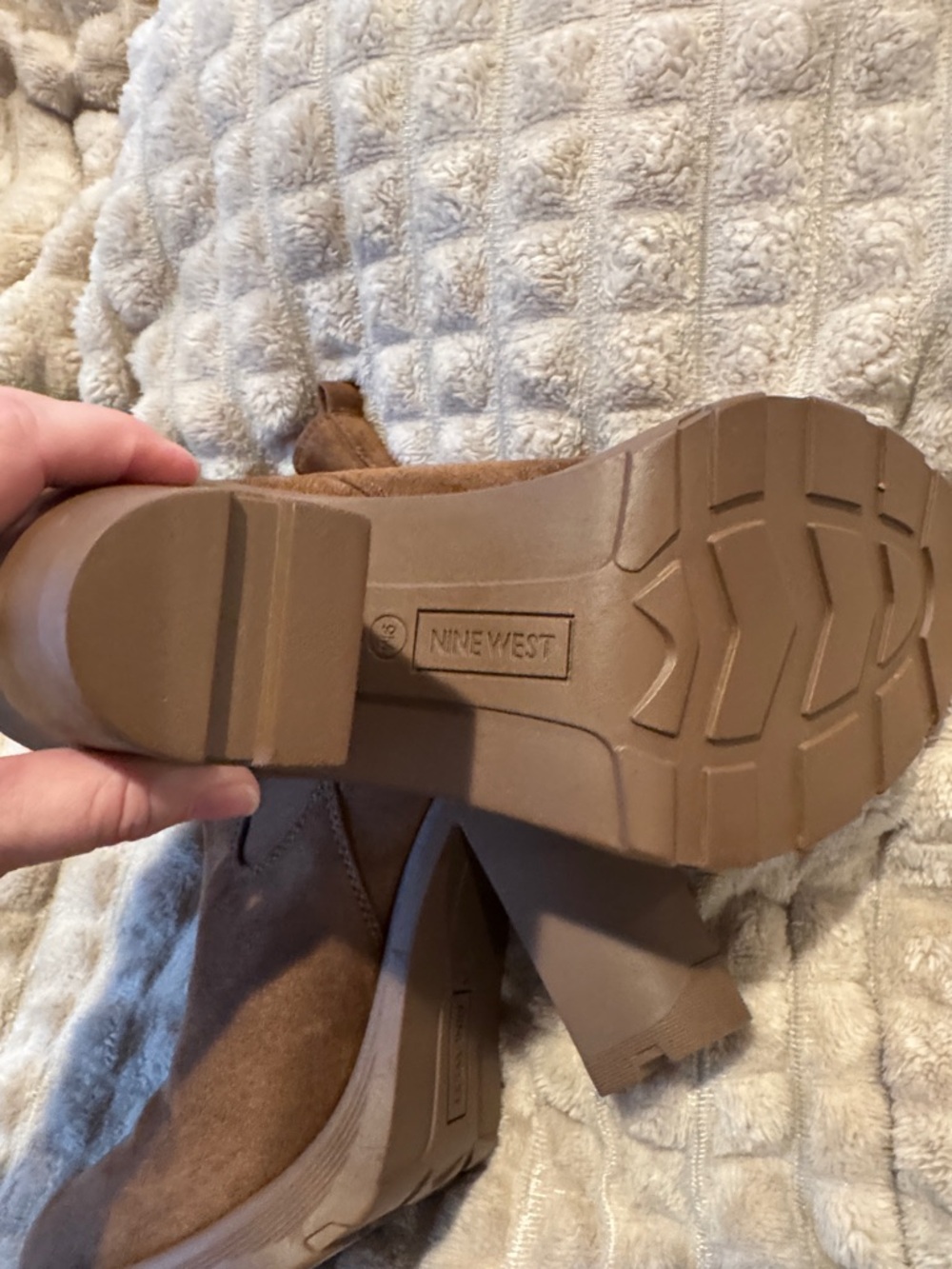 NINE WEST Women’s Brown Suede Platform Chelsea Boots - Picture 3 of 3